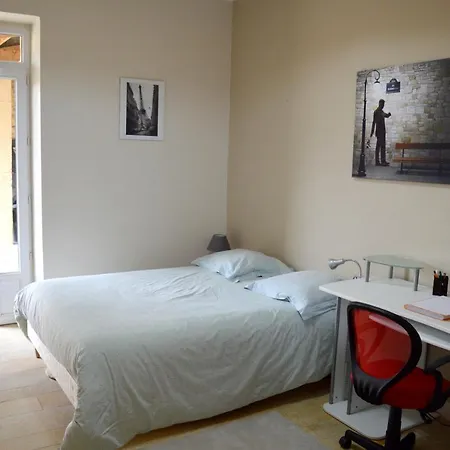 Villa De 4 Chambres A Soulaures Avec Piscine Privee Jardin Amenage Et Wifi Villa